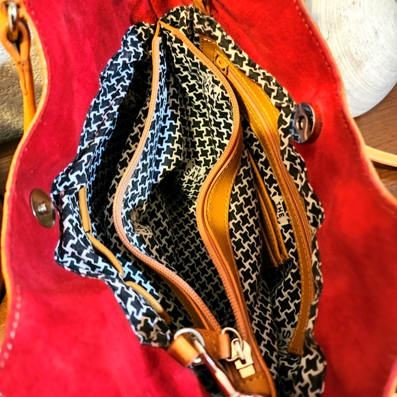 The Sak Tan Leather Shoulder Bag/Crossbody Bag - Picture 13 of 13